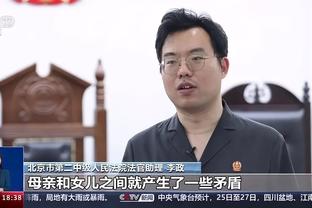 电讯报谈热刺冬窗：波帅想尽快签新中卫，洛里将赴美职联